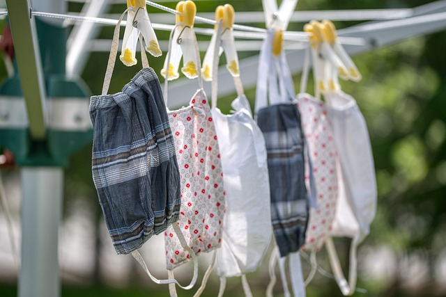 Mundschutz clothes line 5085594 640 gabriele lässer pixabay